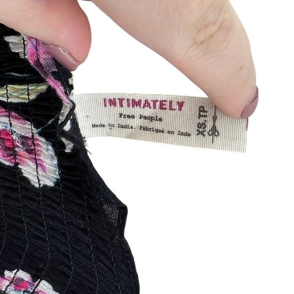 Free People Garden Party Maxi Dress Black Pink Floral Print Smocked Size XS - Picture 12 of 14